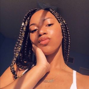 Meet your Posher, Chanell